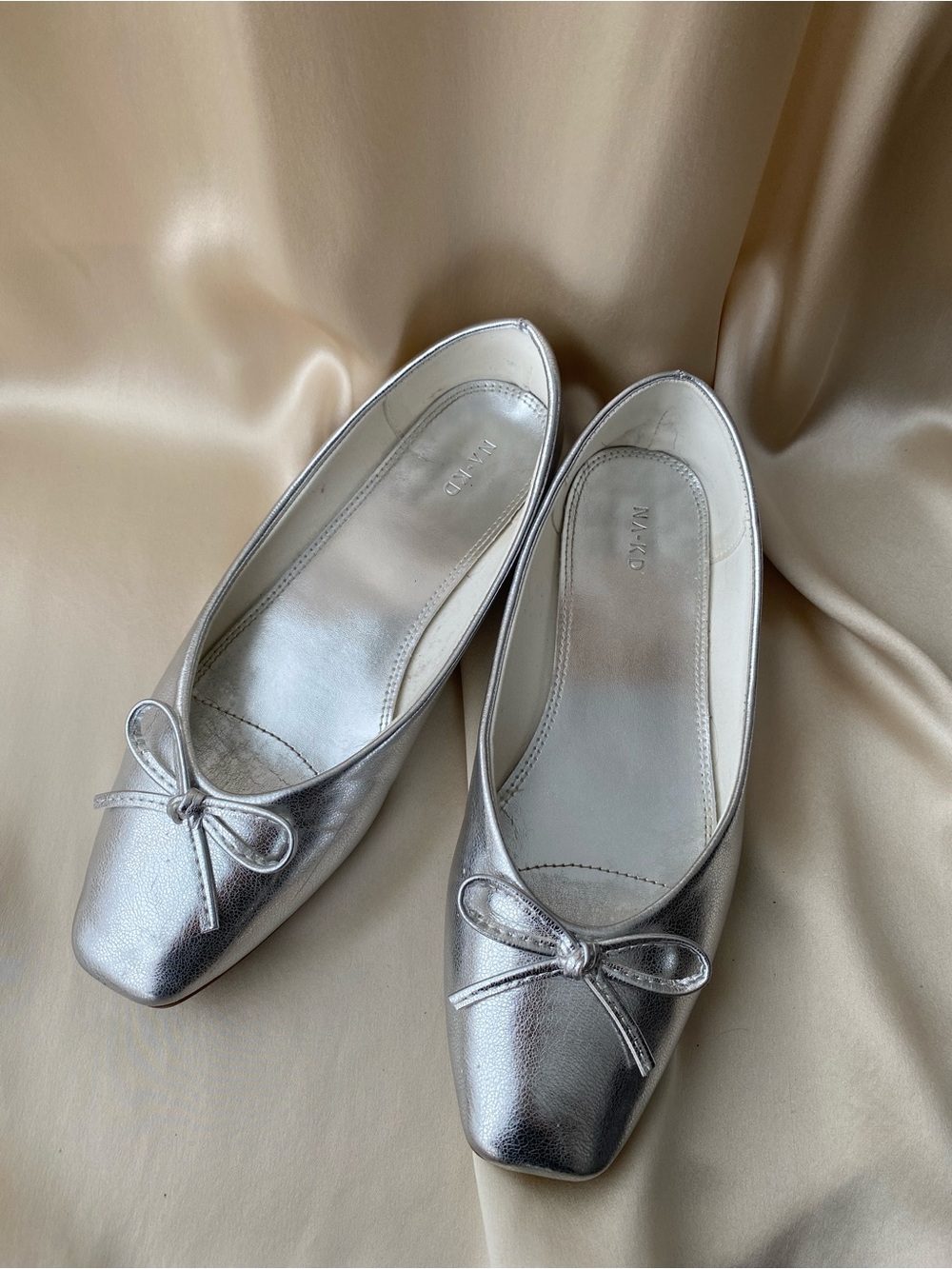 NA-KD fashion silver flats